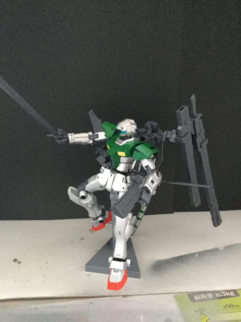 メイン武装その2。FAレヴァナントアイ拡張パーツより流用。