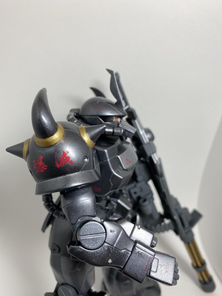 反対側の肩には『爆滅』と入れました。
息子に聞いたら全てを爆発させそう…と言われたので入れて見ました。