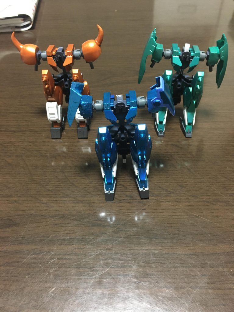 肩パーツはHGグレイズリッター？かな。
    +