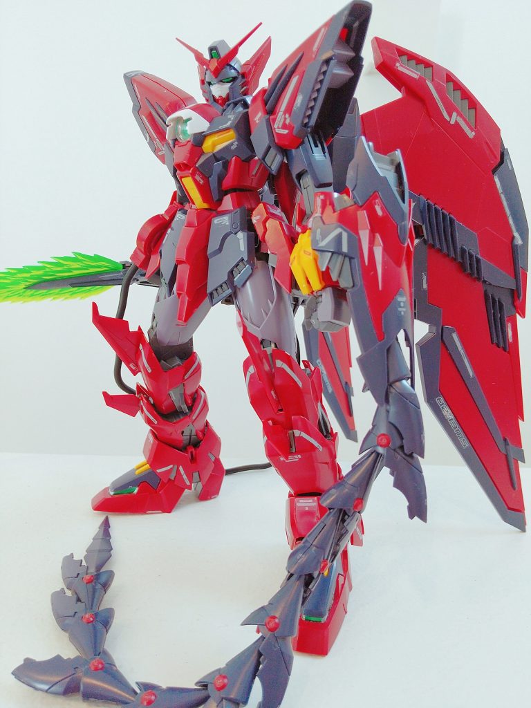 ガンダムWよりエピオンです。この悪魔のようなフォルムとカラーリングがカッコいい機体です。