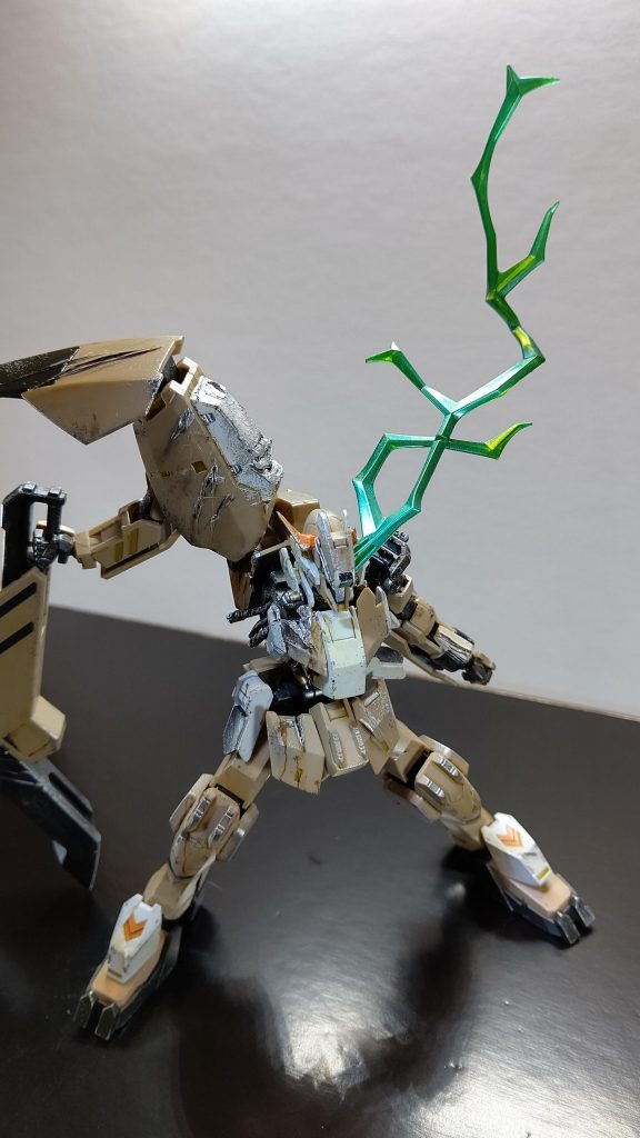 『しょうがねぇ…
死ぬまで生きて…命令を、果たしてやろうじゃねえか…！』
己が命の残火を燃やし、再び大地を踏みしめる悪魔と呼ばれた存在

その姿は、壮絶で、恐ろしい。
だがしかし、誰かを守りたいと願うその心は、我々と何が違うと云うのだろうか…