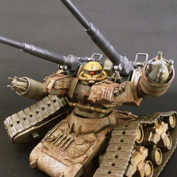 鹵獲現地改修砲撃強化型ザクタンク