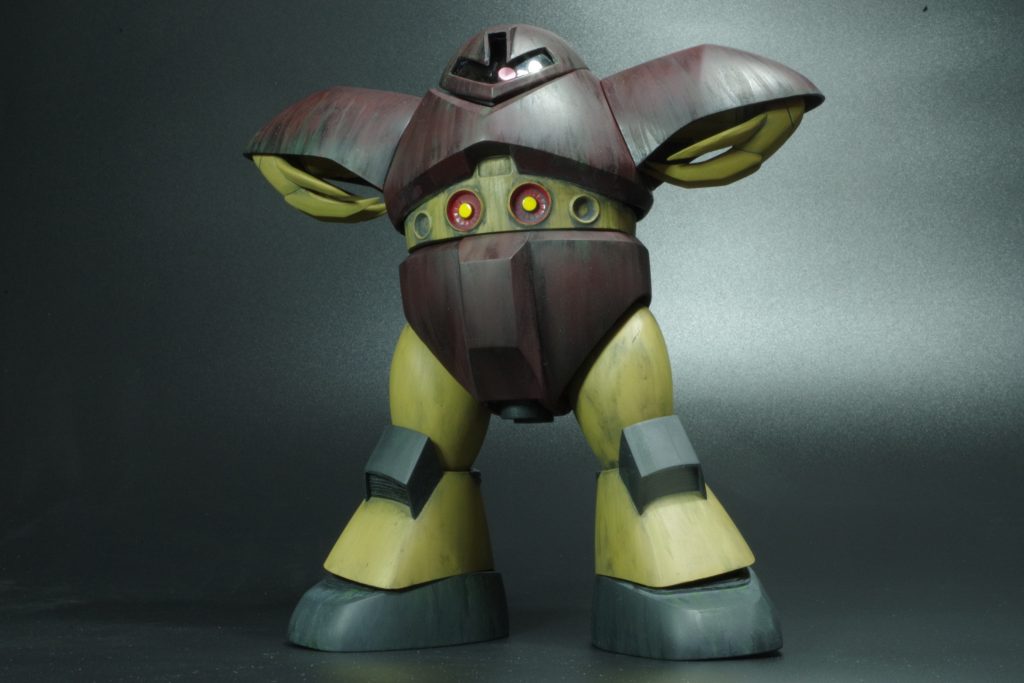 腕収納ギミックは楽しいですね。