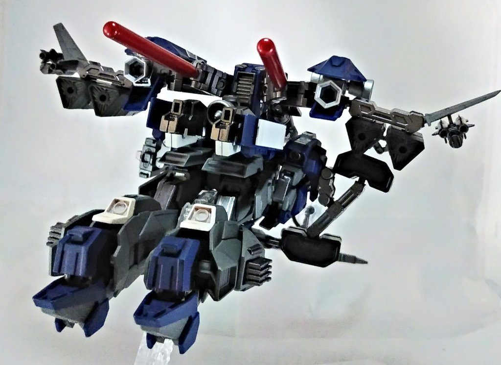 フル装備時の飛行携帯の後ろ姿です。