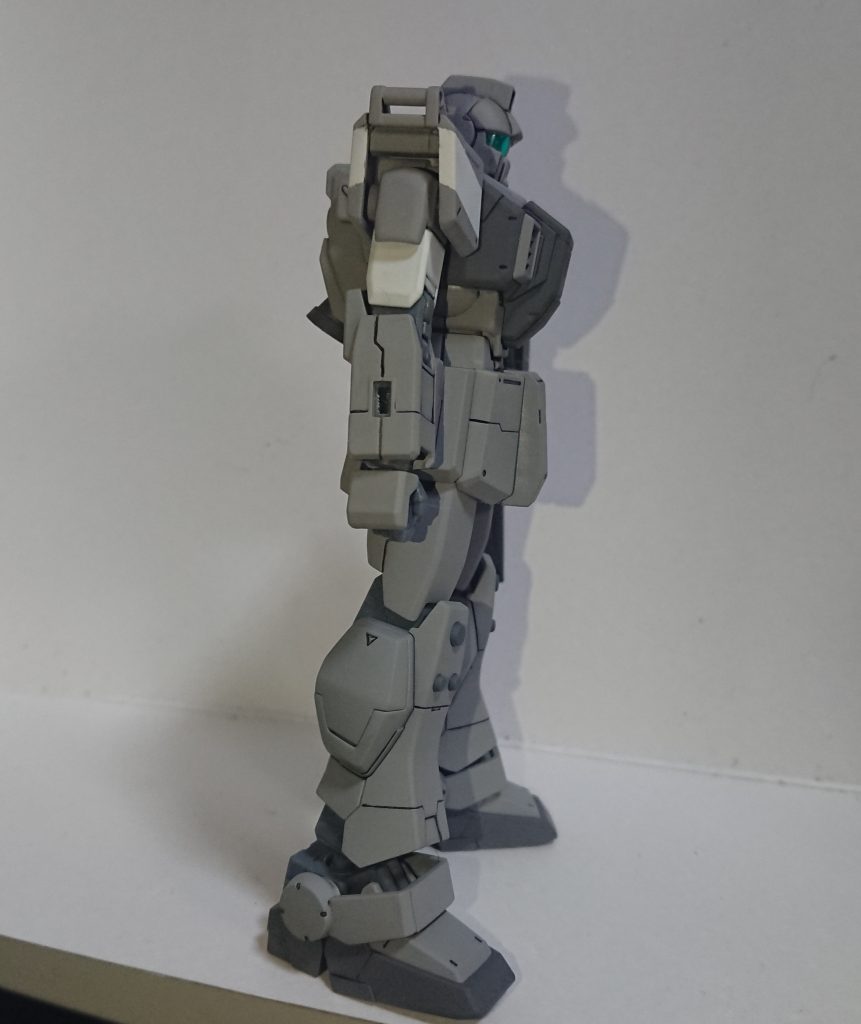 横からの写真です
    +