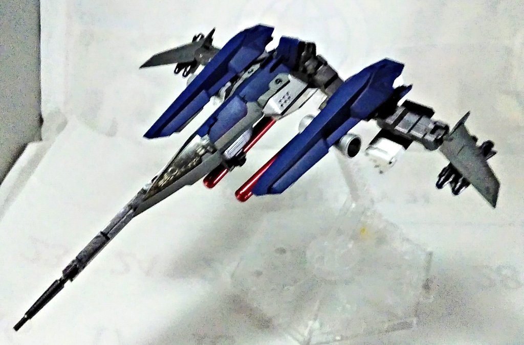 この機体のBWSとも言えるサポート機。【G-ディフェンサーⅡ】または【Z-ディフェンサー】変形時には、機首となる部分は分離も可能に制作してあります。