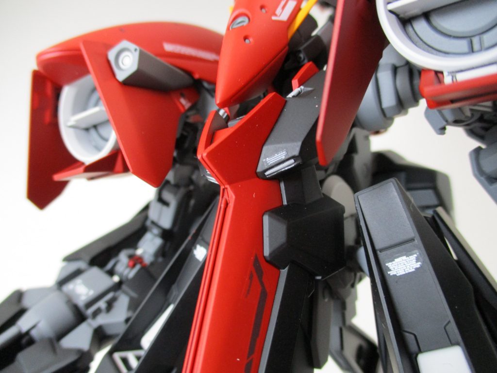 各部の塗り分けも頑張ったつもりです。きつかったですが完成したら綺麗なのでOKです