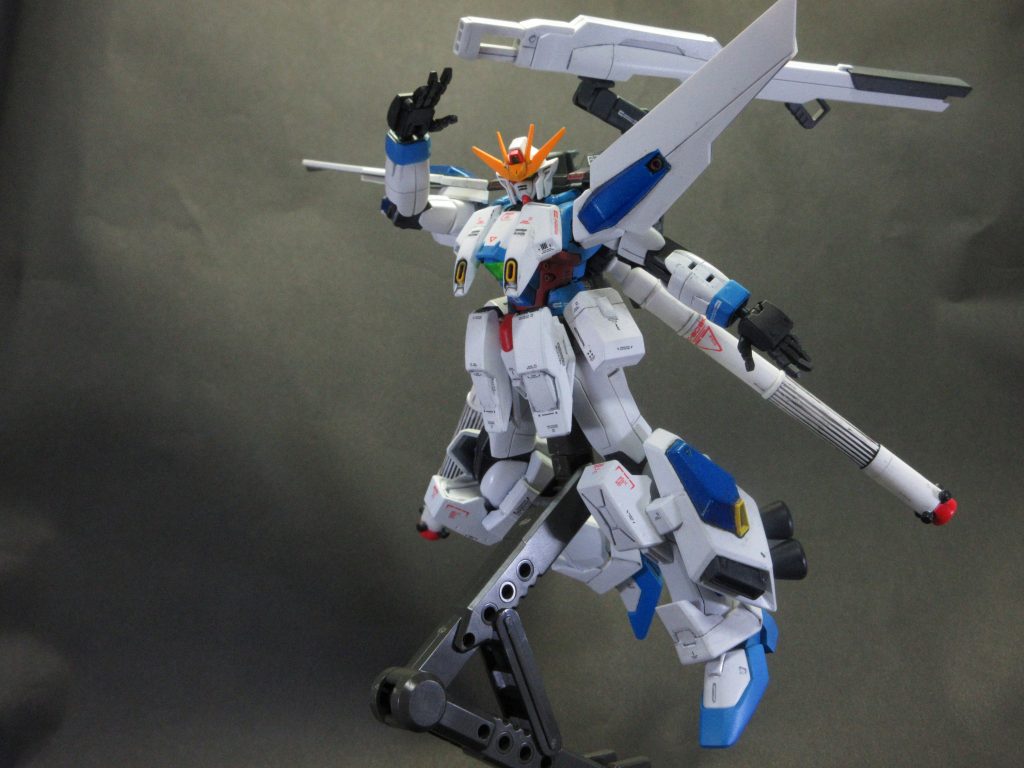 腕部武装とアームを排除!間合いを詰めて接近戦を仕掛ける!
    +