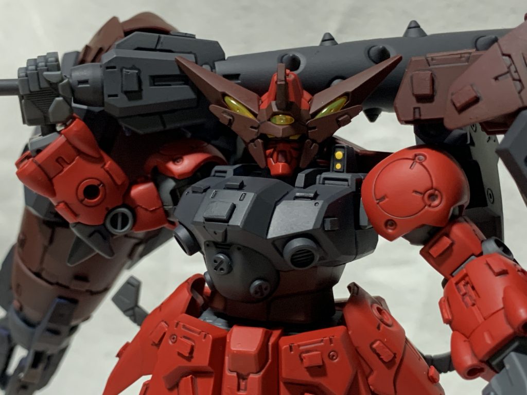 鬼メンチこの機体に睨まれたらもう逃げられない・・・目からビームが出そうです。