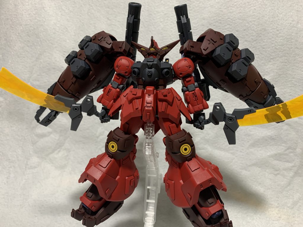 GP羅刹天・檄重量のある機体のためバズーカを背中に取り付けると重さにアクションベースが負けてしまいます。