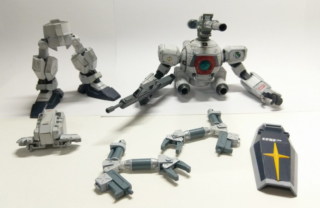 15年くらい前に作ったキットの手直し。
肩間接の分離機構追加、合体のポロポロの修正。