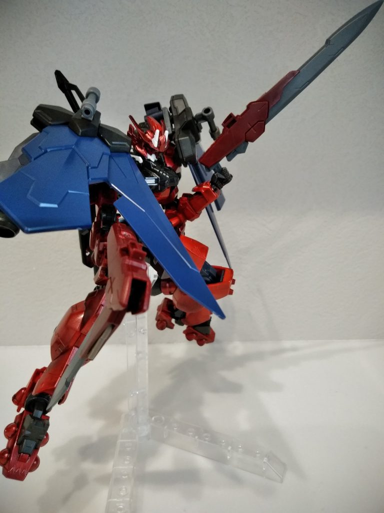 ショートブレイドガン
ショートガン+ブレイドブースターのブレイドα
ショートと言いつつ刃丈は長い。
軽量で扱いやすいが威力はそこまでない。