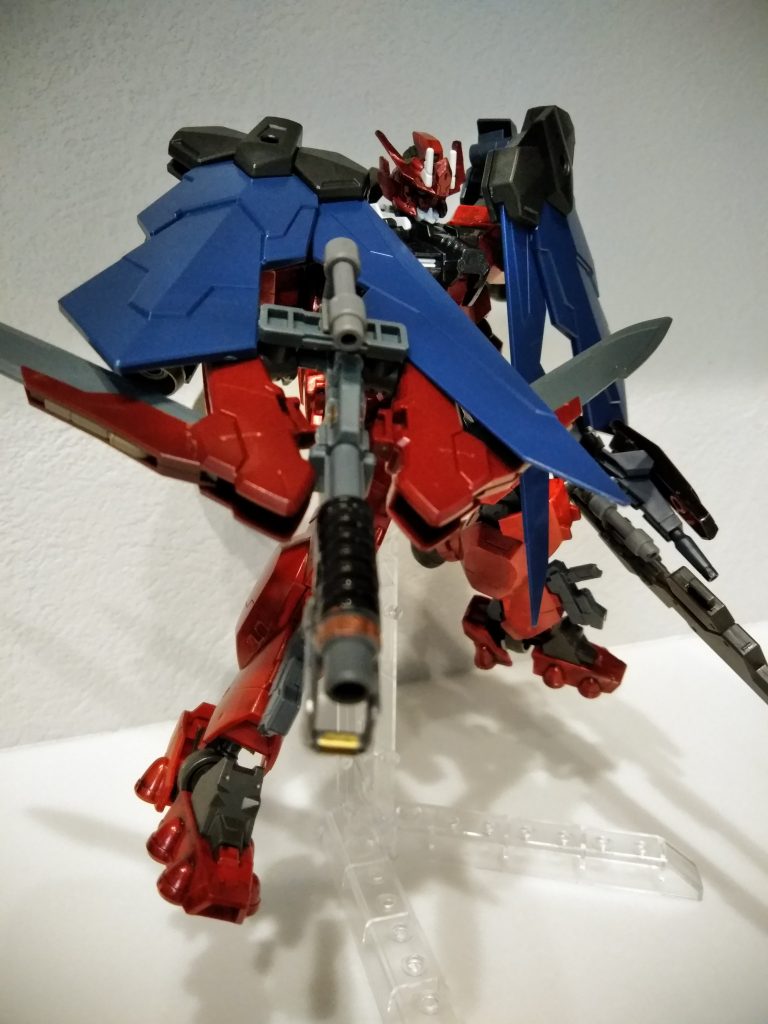 ブレイドクロスボウ
ブレイドαはダメージを蓄積させる能力がありそのエネルギーをショットガンに接続し出力変更し放出する。1度きりの隠し玉。