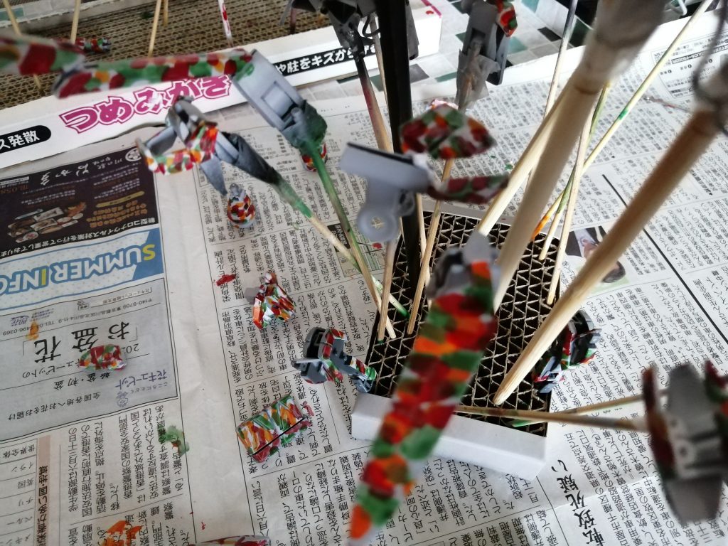 新MAX塗りの下地。ガンスタさんにアップした画像だとかなり落ち着いて見えてしまっていますが、実物だと表面の情報量が増えて、とてもいい感じです。