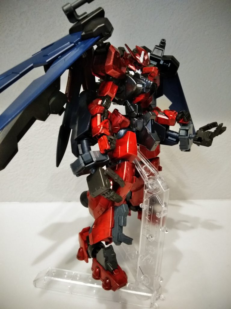 モードゴーストフィスト
クロスブースターの出力部を腕部に装備