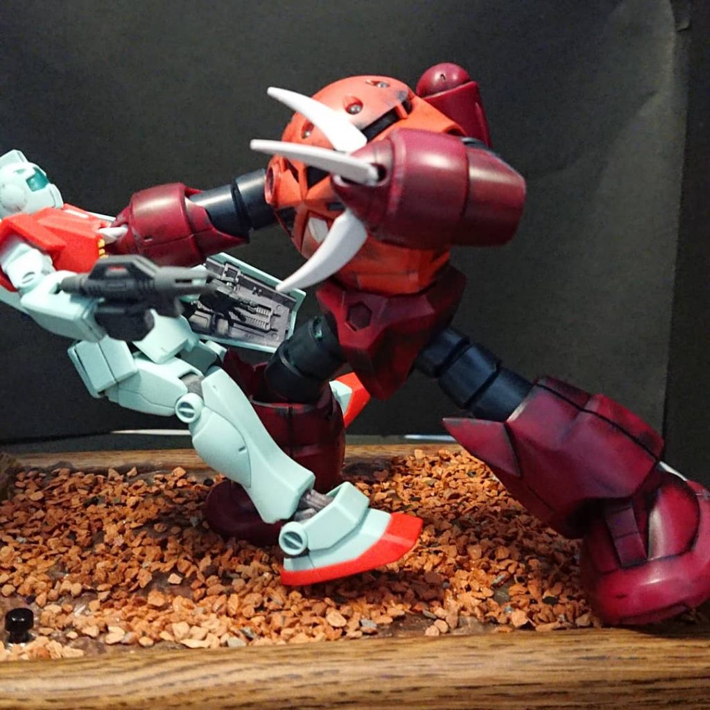 真横からのショット。左でぶち抜いてからの右クローをかます感じ。