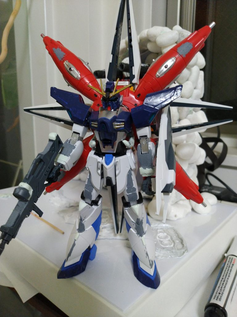 一番苦労したのは、本体よりも背負い物の改造でした。