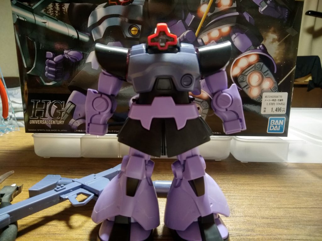 素組みの状態。もうこの時点でカッコイイ(･∀･)
    +