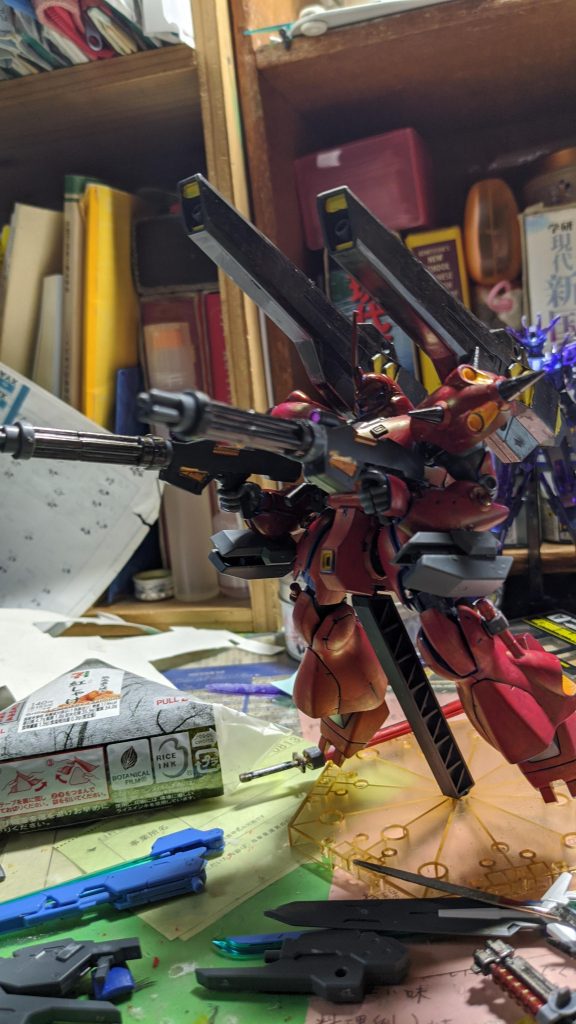 アメイジングメガガトリングガン
本機から導入された火器で、ケンプファーアメイジングの瞬間的な火力アップをめざして制作！！蜂の巣にできる