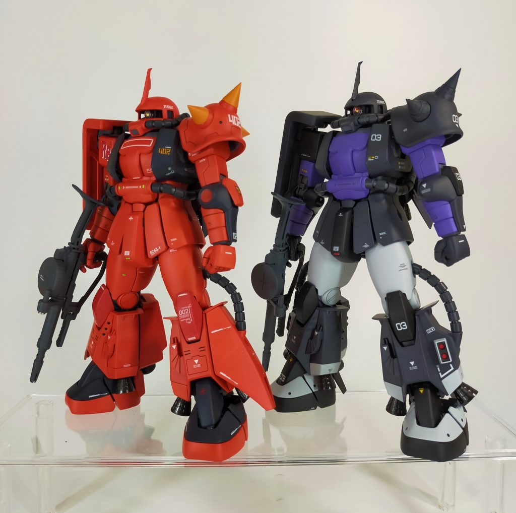 以前作ったジョニー・ライデン専用ザクと並べて。