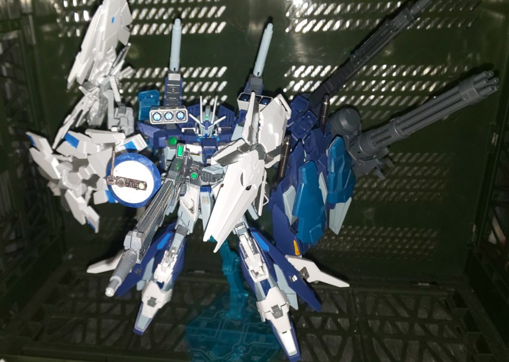 サイコフレームのオカルトだけに頼らない、今までの積み重ねを全てでアルス軍団に挑む。全ての武器が弾切れになる前に、アルスが改心してくれたら良いな