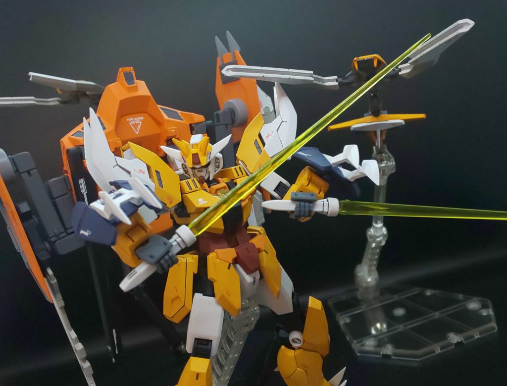 アクベンスパニッシャーの多方面からの攻撃と自身の近接戦闘能力で、相手を圧倒する‼️