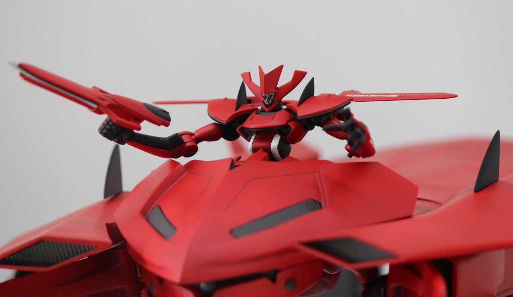 イナクトカスタムは出来が良いのでキットのまま。