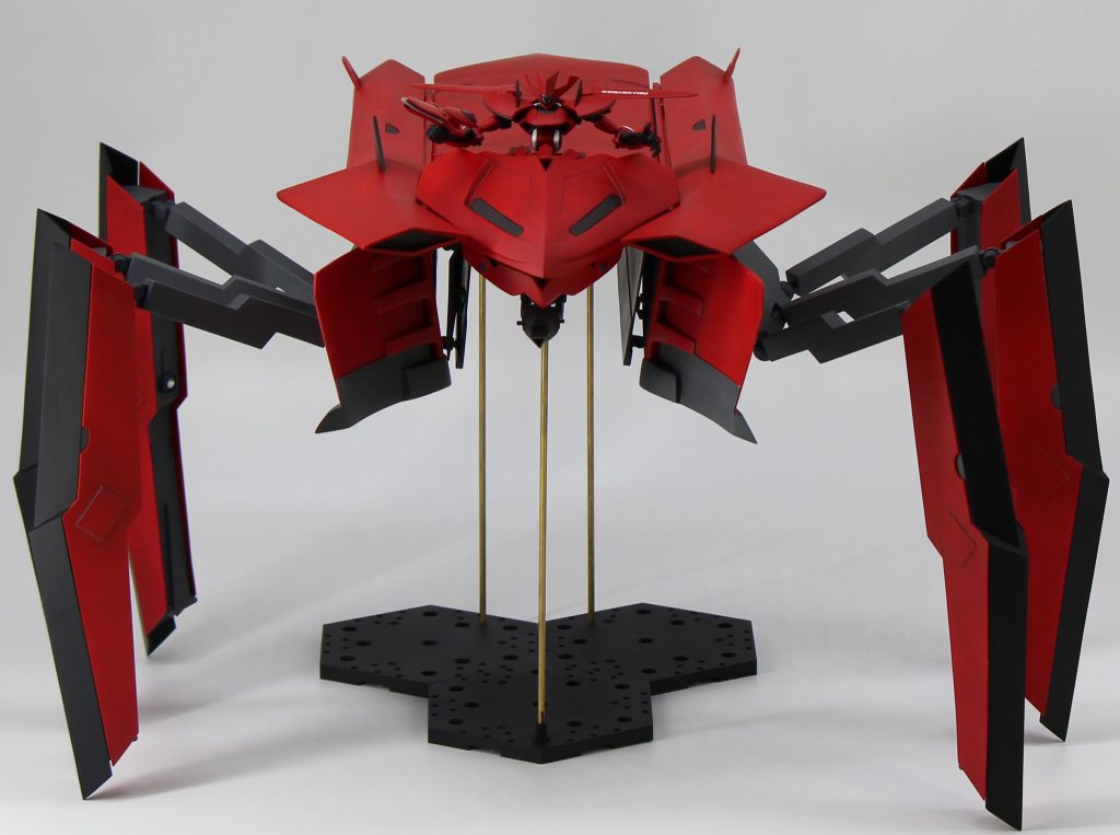 正面。自立は不可能なのでスタンドを用意しました。