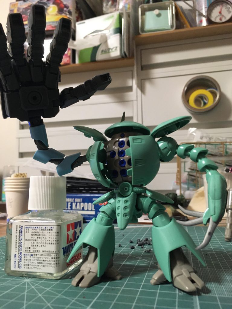 ランナー3つの素敵キットでした！偶然リサイクルショップで見つけたのですが再販されたらまた購入したいですね～、フラットも是非おねがいします！