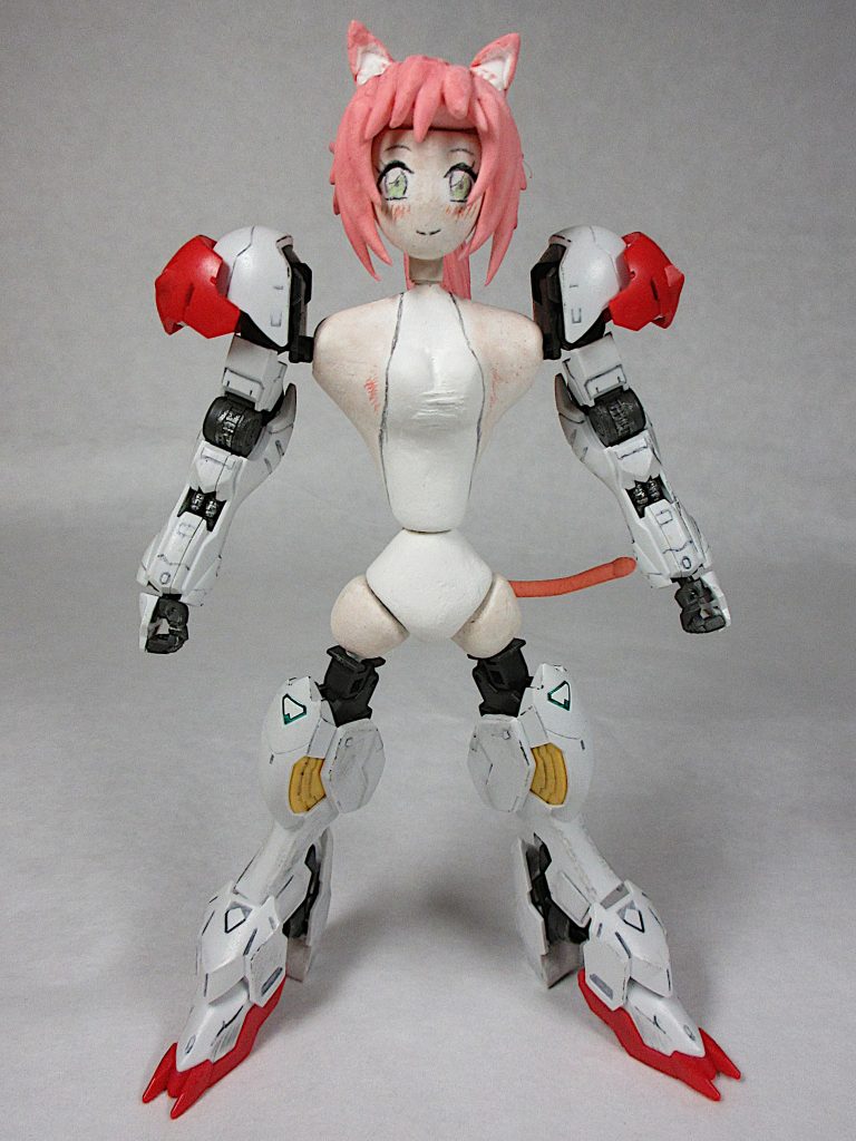 [Front]
作業内容ですが、
まず各接続部を作成。
次に各関節部（首と腰は引き出し式ボールジョイント。
股関節は一軸の軸接続）プラ板やランナーなどで作製。
上記パーツを組み込んだ骨組みをアルミ線やランナー、
アルミ箔などで作製。