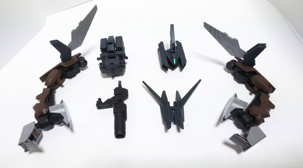 バグスは分離してへヴィーバレルの強化パーツに
    +