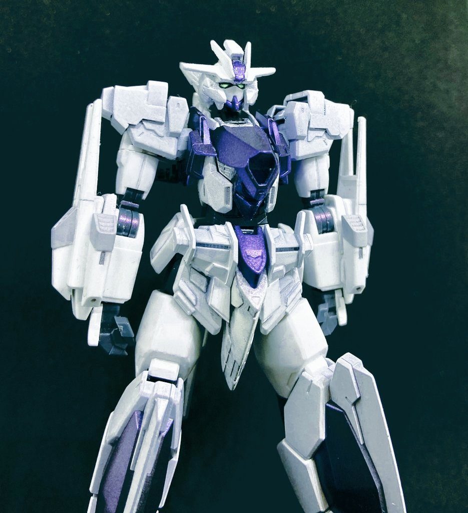 ツインアイ有り。
    +