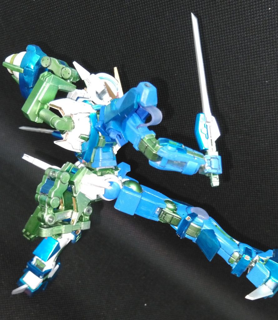 GNヒールエッジ太股関節の改修により可能になった回し蹴りに一味追加♪将来的なオプション作成の際に邪魔になること間違い無し(TДT)