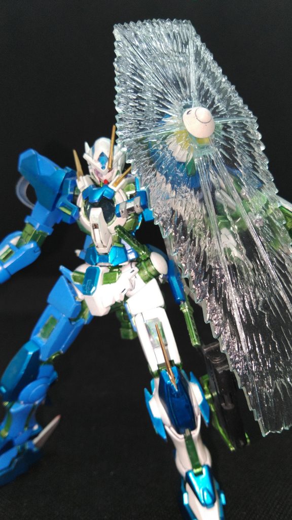 GNドライブ　粒子シールドコーン型スラスターを発光部にて切り離し基部と先端にイリジウム磁石を仕込み挟み込む形でエフェクト取付。ビームローターだろうが厚み5㎜程度の物なら何でも付きます(´▽｀)将来的なオプション取付も想定しております。