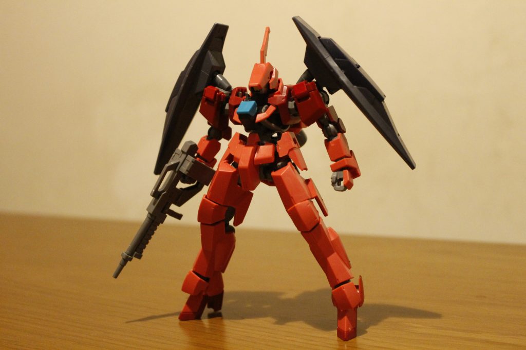 後の変更点は胸部パーツをグレイズリッターに変更した程度。