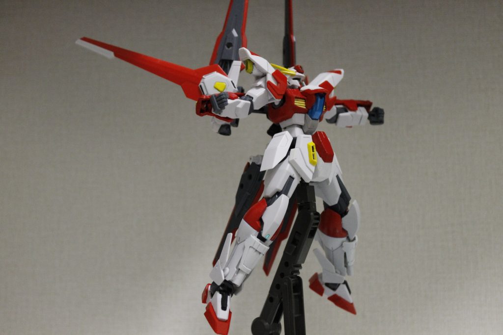 個人的に結構いい出来だと思います。あまり作らないタイプの機体だったのでいい経験になりました。
