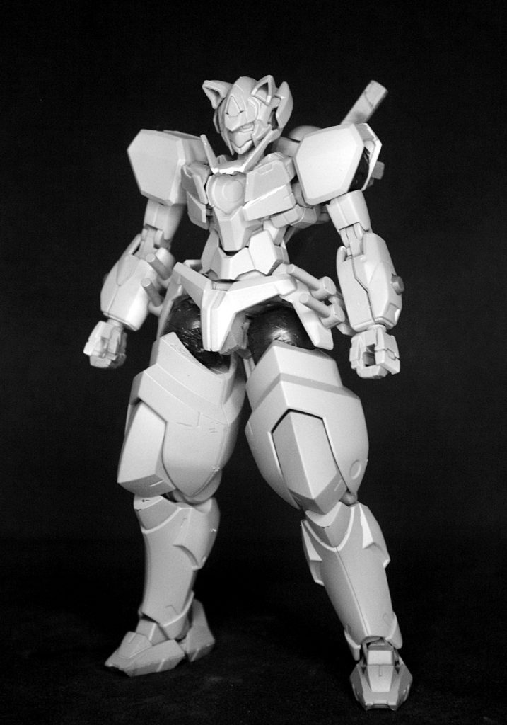 trying material for joint covers on shoulder and thigh
    +