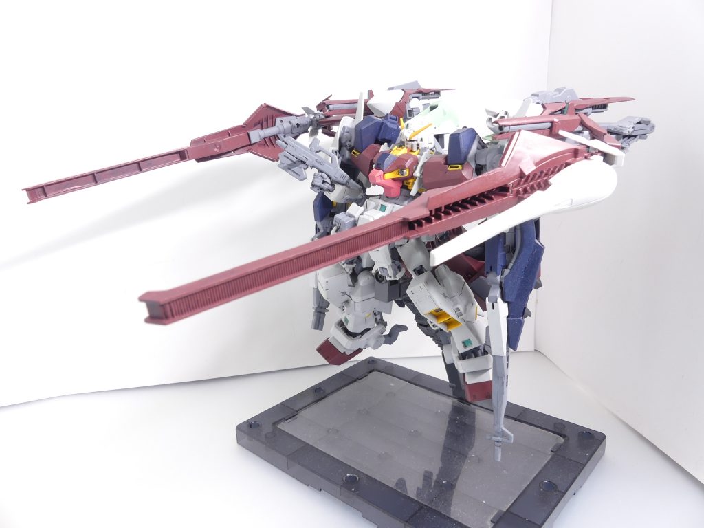 大型メガ粒子砲：フルドドIIの装備。バレル開放式のメガ粒子砲。一応コアMSのある戦艦かな。 