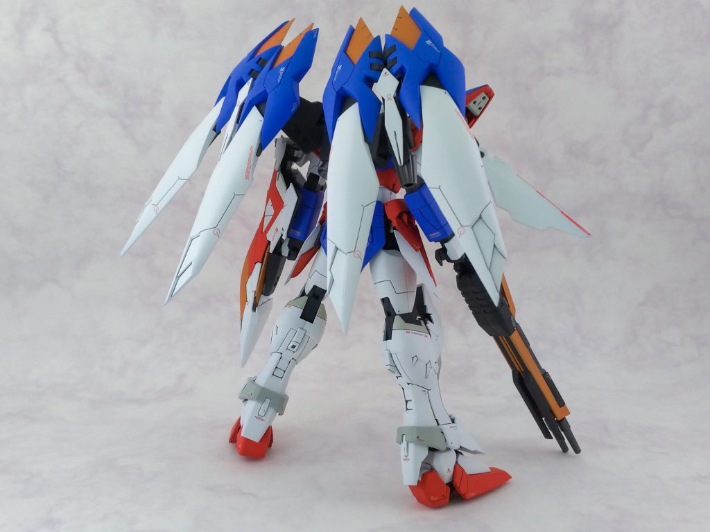 このMGプロトゼロ、2013年発売という割にはキットの素性は非常によく、普通に組み立てただけでも十分な完成度だと思います。追加の工作はあまりしない予定でしたが、個人的な好みに合わせたかったのでちょっとだけ延長工作を施しています(詳細は別添の写真にて)。