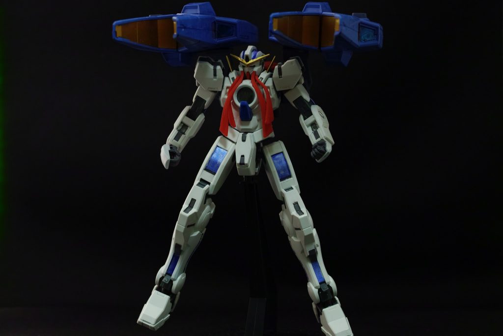 GNアーチャーには搭載されていなかったが、バインダー内にGNキャノンを内蔵し、ティエリアの得意とする大火力範囲攻撃を可能としている。動力源に擬似太陽炉を搭載しているが、GN粒子貯蔵量がまだ充分ではないため、トランザムには対応しない。