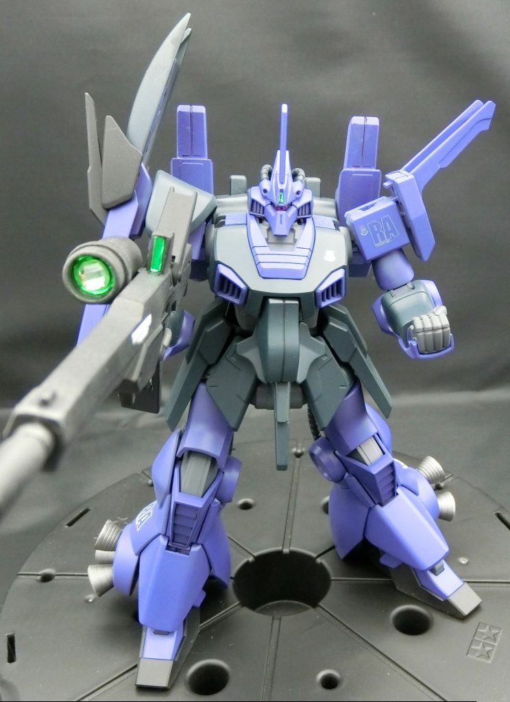 ロンドベル所属となったアムロ専用機をイメージして
    +