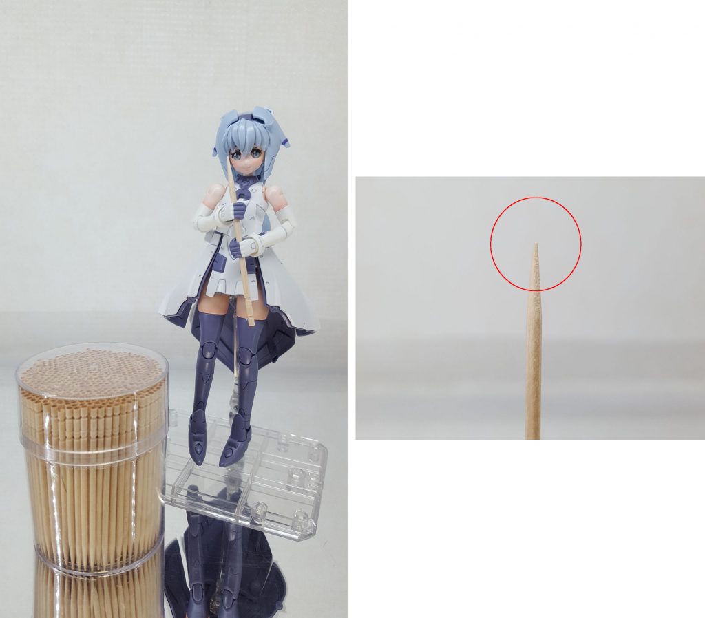 顔のハイライトは失敗した感があります・・・参考記事だと、「極細筆に少量の塗料を取り、筆を置くように・・・」となっていましたが、慣れないと難しいと感じました。目測を誤ると「べちゃっ」ってなると思います・・・なったんですけど。なので、爪楊枝のように先端がとがっているものに塗料をつけてやったら良いんじゃないかと思い、やってみました。取り出したりますは、天下のダイソー様の爪楊枝。この爪楊枝、先端が若干平らになっており・・・ここに白の塗料をつけて、サラの顔にスタンプするみたいに「ちょん」としました。後で調べたのですが・・・爪楊枝の先端はとがっていた方が良いらしいです。(・・・調べてからやればよかった・・・)使ったカラーは「4アーティストマーカー」のホワイトです。