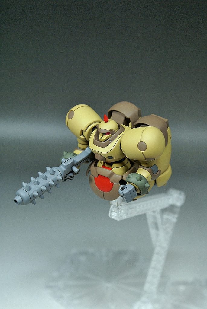 降着ポーズ？いいえ、飛行のための変形デスアーミー！