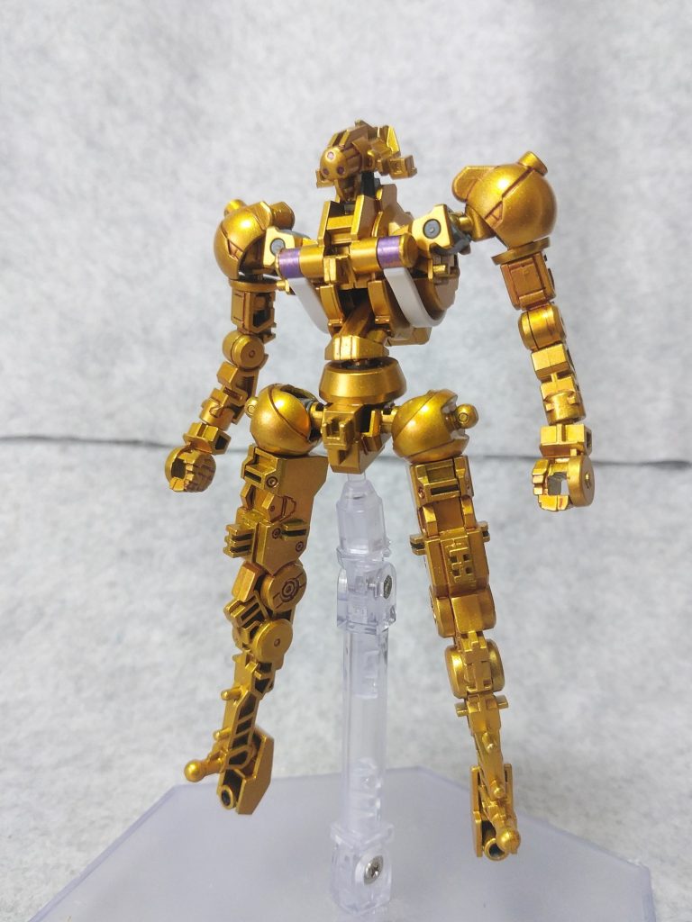 フレーム
金ぴかです