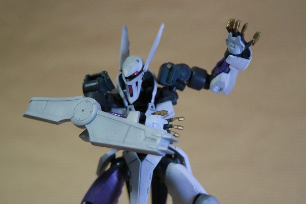 バストショット。カメラアイとかの表現は反省点ですね。