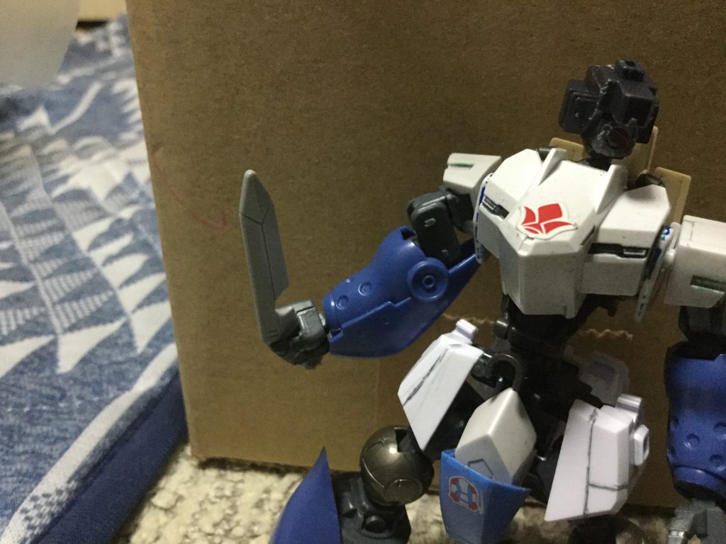 第二装備、ダガーナイフ