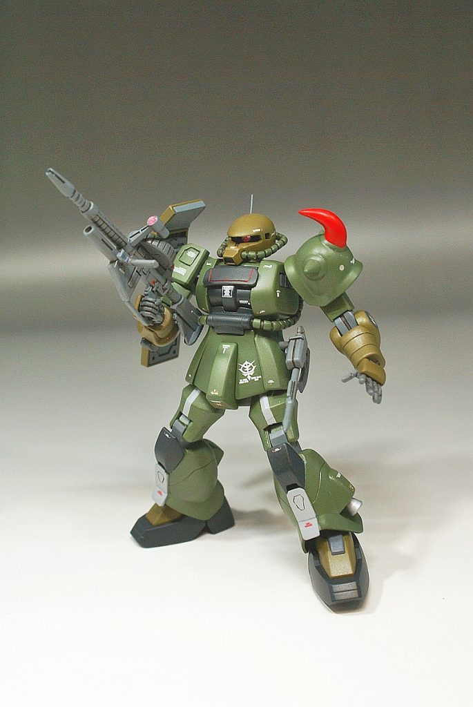 手首はビルドナックルズを使用。