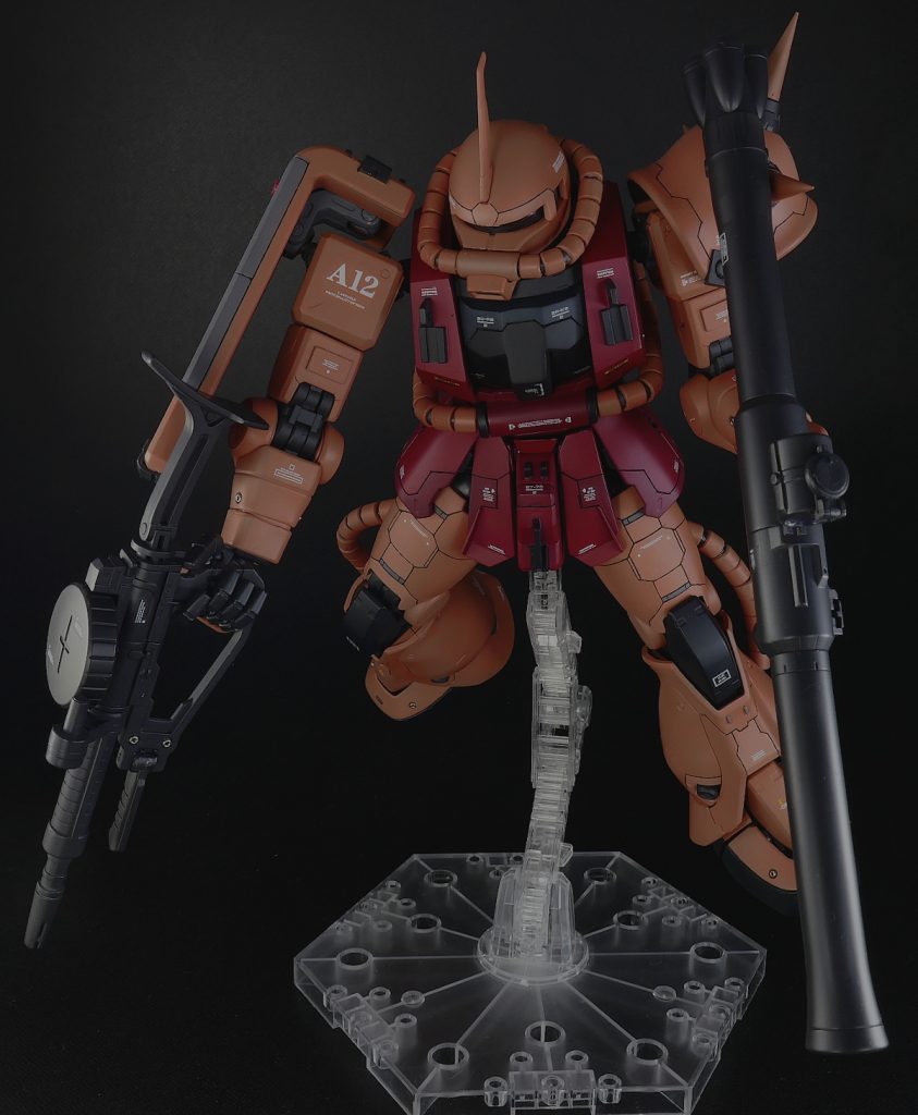 武器が似合います。渋い。
    +