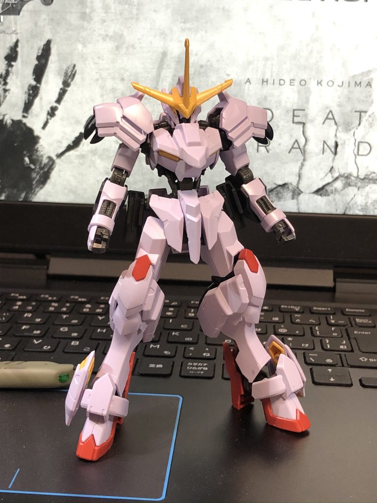 素組の状態。この時点でスタイルが良いのがよく分かる。