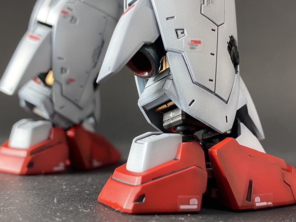 キット全体に言えますが、光沢をかけたメタリックカラーのチラ見せがもう大好物でして。ええ。